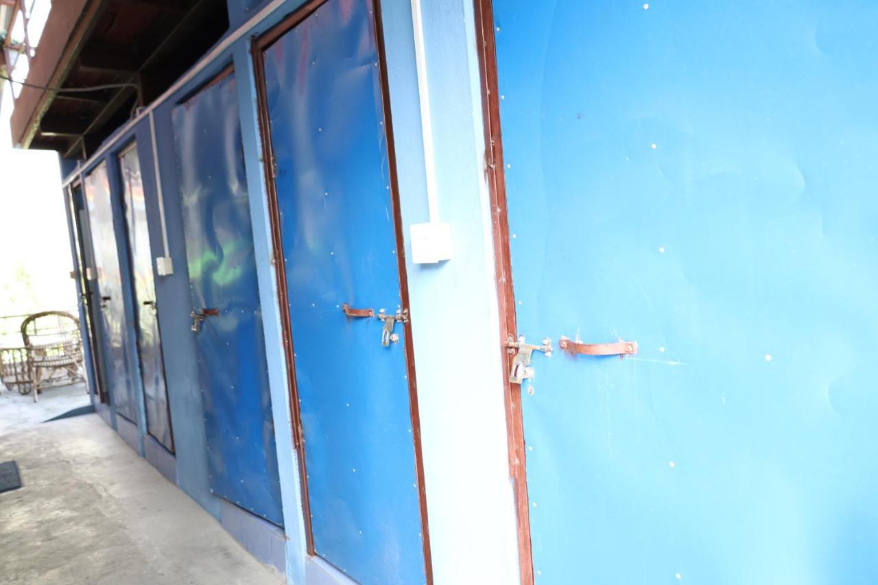 Margik Backpackers Hostel Pokhara Exterior foto